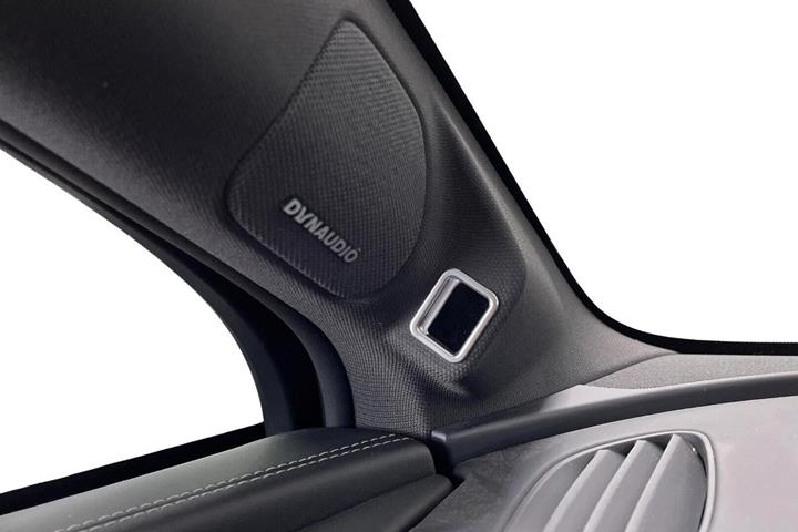 Hvid BYD Sealion 7 fra 2025