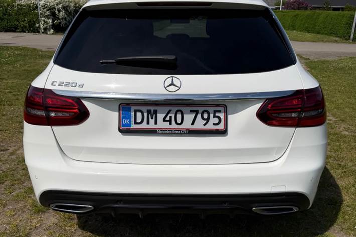 Hvid Mercedes C220 d fra 2021