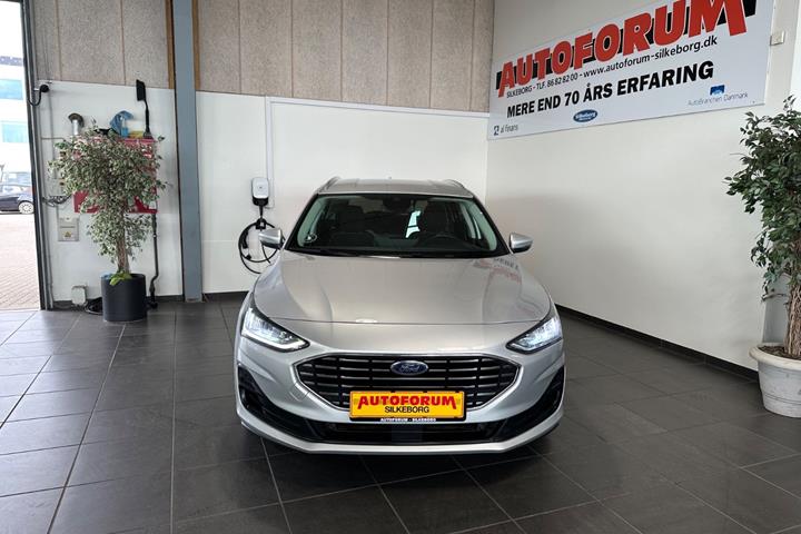 Sølv Ford Focus fra 2023