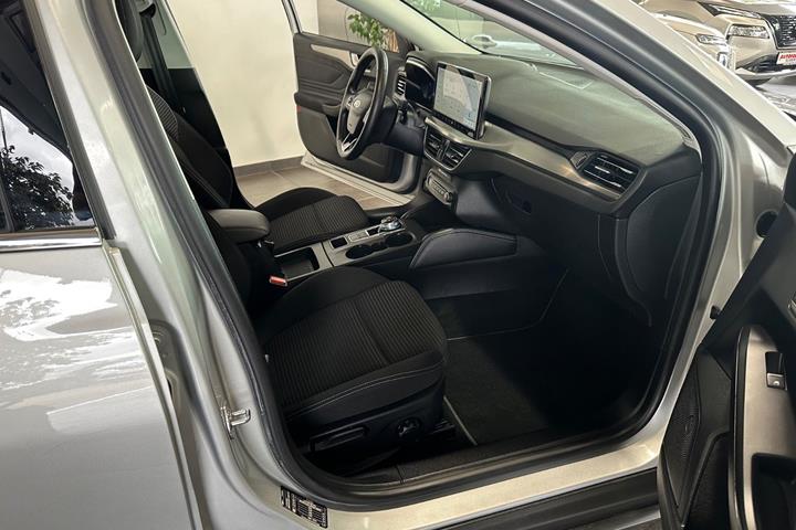 Sølv Ford Focus fra 2023