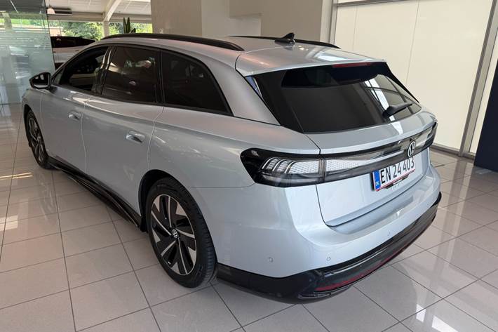 Sølv VW ID.7 fra 2026