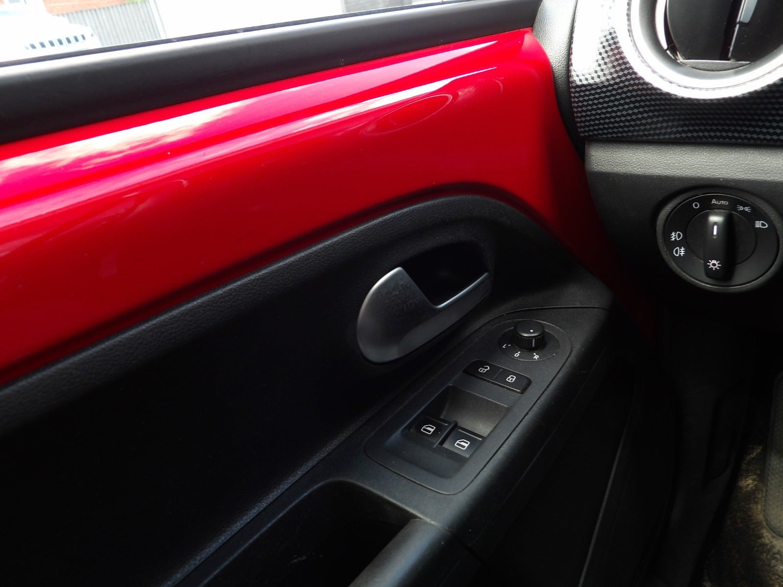 Rød VW UP! fra 2019