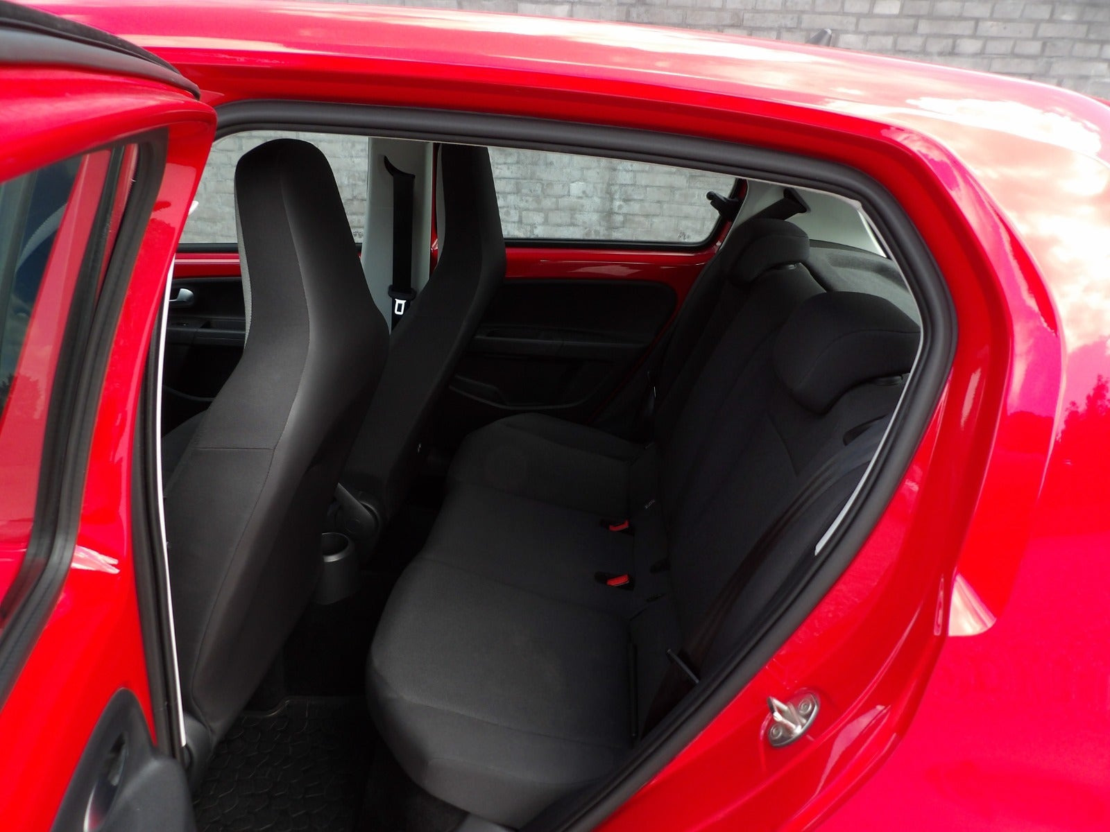 Rød VW UP! fra 2019