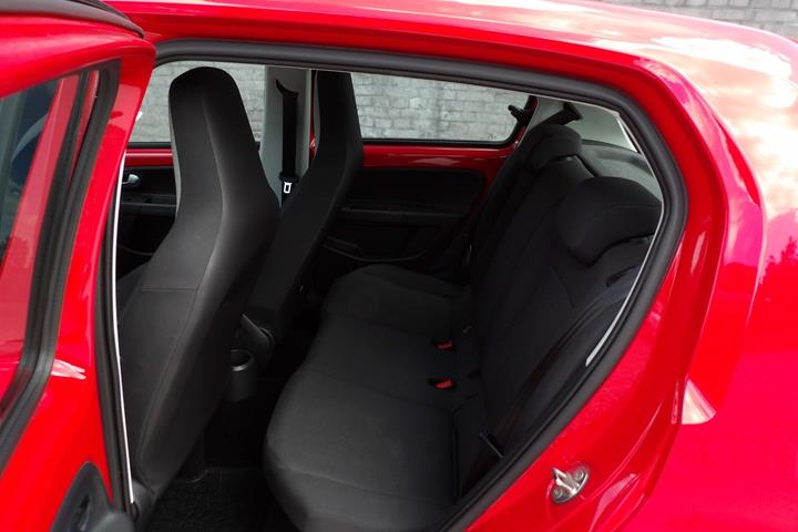 Rød VW UP! fra 2019