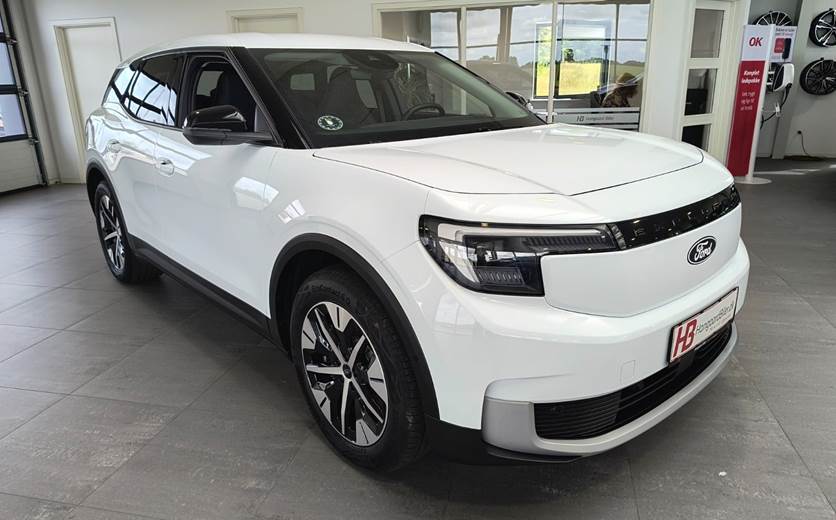 Ford Explorer 77 Select Extended Range