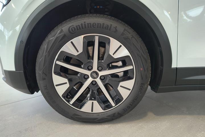 Hvid Ford Explorer fra 2025