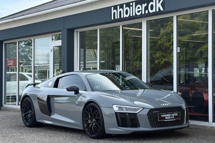 Grå Audi R8 fra 2017