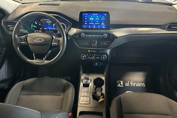 Blå Ford Kuga fra 2021