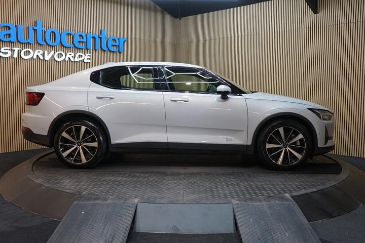 Hvid Polestar 2 fra 2022