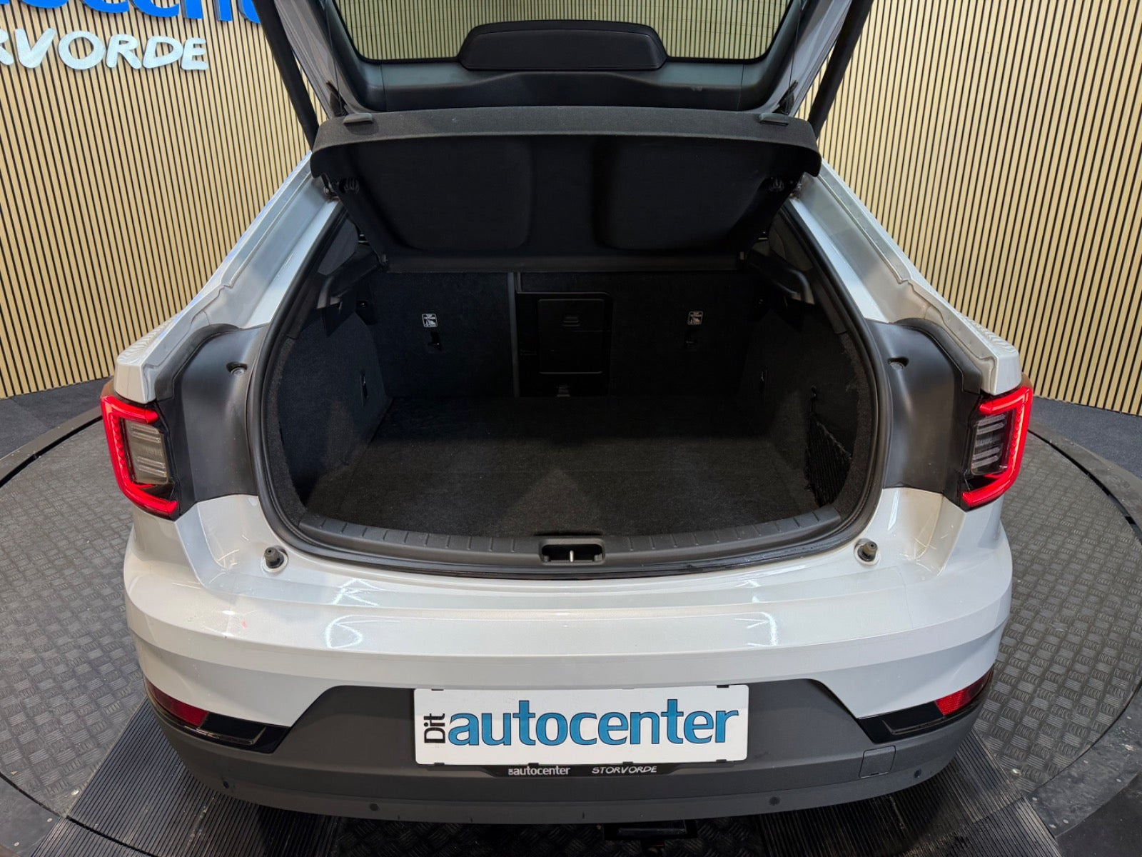 Hvid Polestar 2 fra 2022