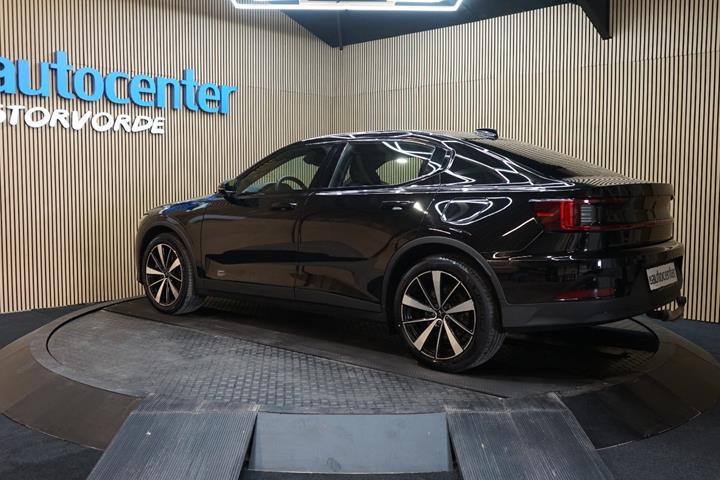 Sort Polestar 2 fra 2022