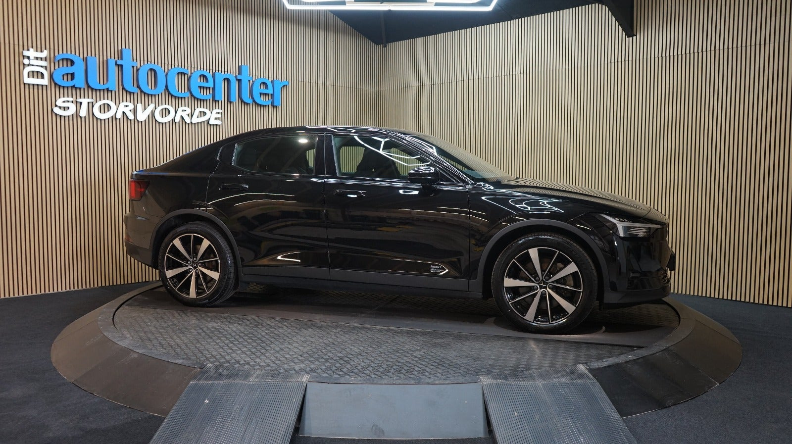 Sort Polestar 2 fra 2022