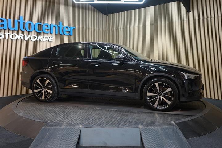 Sort Polestar 2 fra 2022