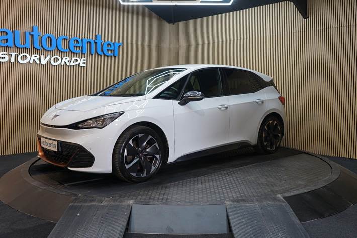 Hvid Cupra Born fra 2023