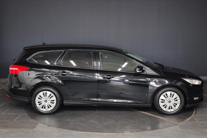 Sort Ford Focus fra 2016
