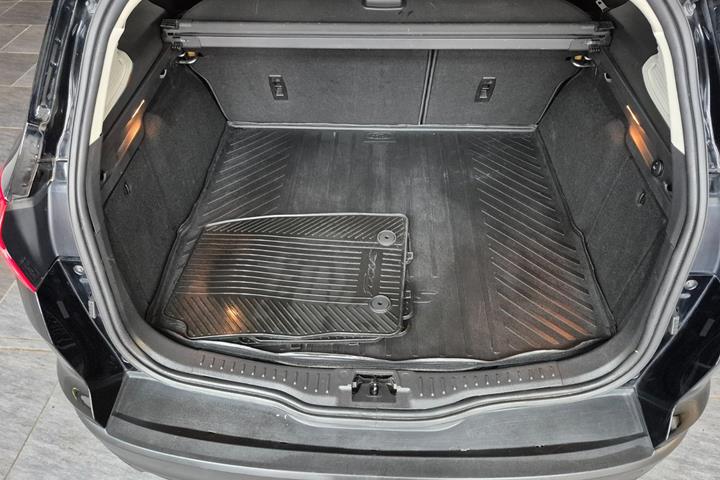 Sort Ford Focus fra 2016