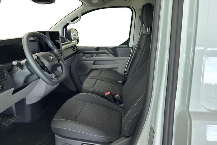 Hvid Ford Transit Custom 320 L2 fra 2026