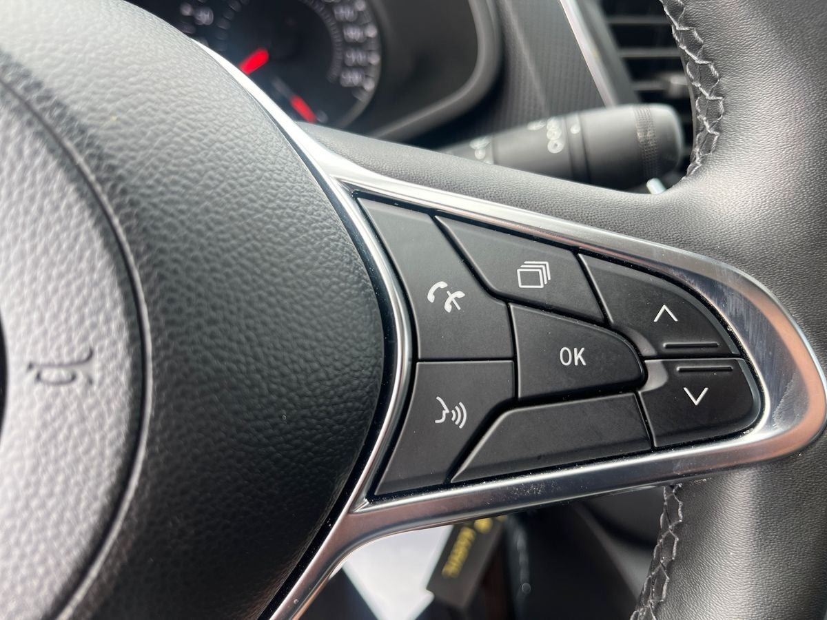 Hvid Nissan Primastar fra 2024