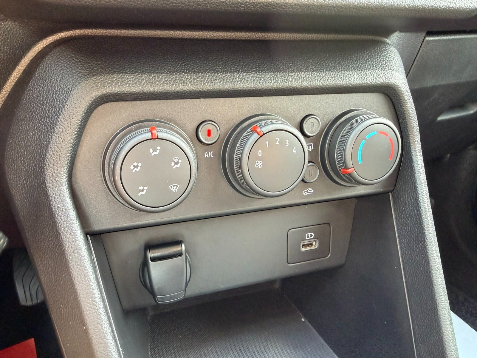 Sort Dacia Jogger fra 2022
