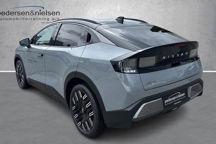 Sort Nissan Leaf fra 2026