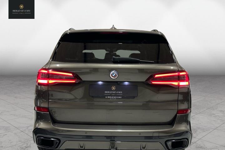 Bronze BMW X5 fra 2022