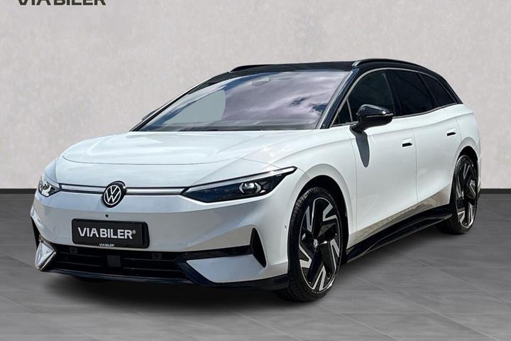 Hvid VW ID.7 fra 2026 set udefra
