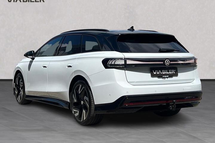 Hvid VW ID.7 fra 2026