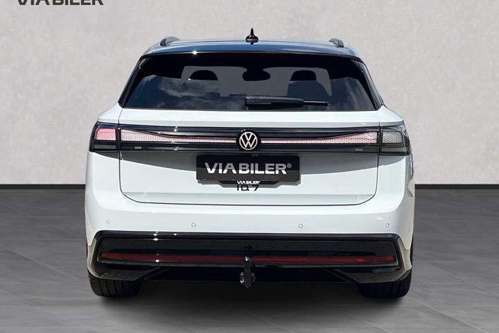 Hvid VW ID.7 fra 2026
