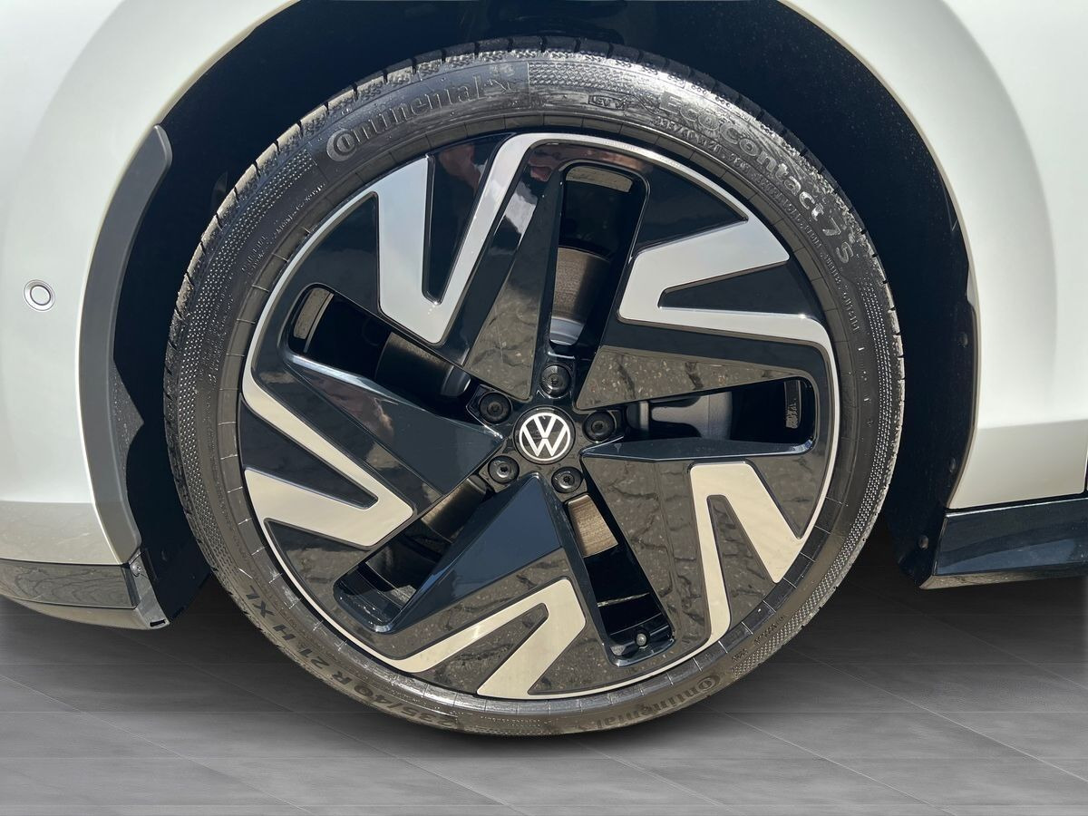 Hvid VW ID.7 fra 2026