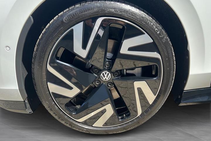 Hvid VW ID.7 fra 2026
