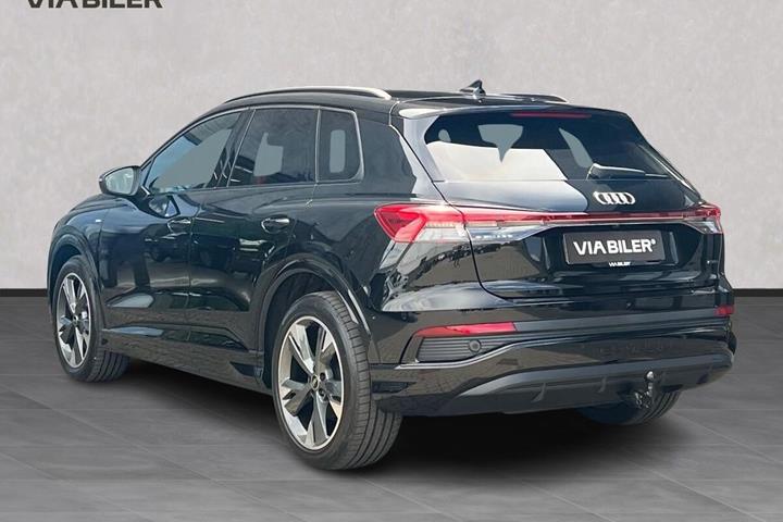 Sort Audi Q4 fra 2026