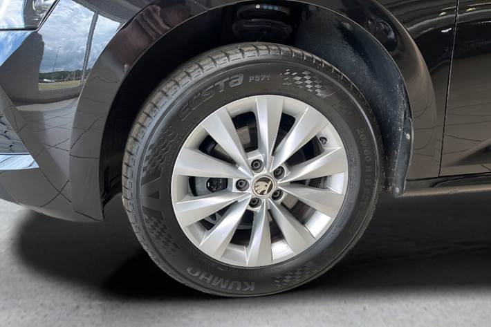 Sort Skoda Kamiq fra 2022