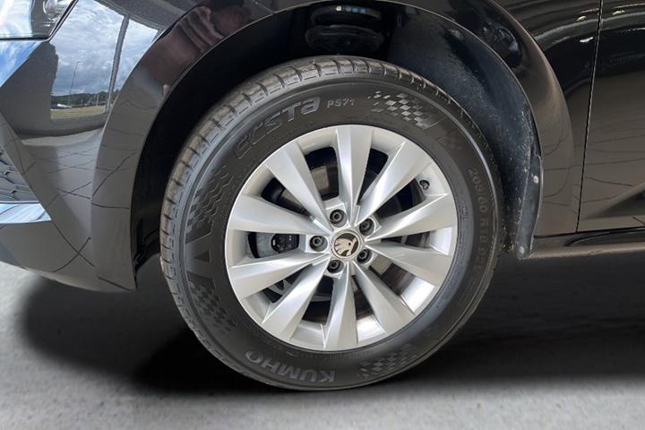 Sort Skoda Kamiq fra 2022