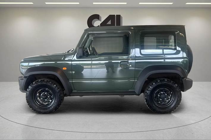 Grøn Suzuki Jimny fra 2023