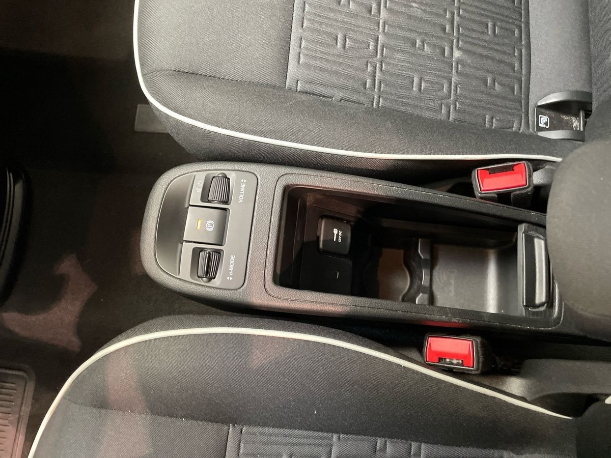 Hvid Fiat 500e fra 2022