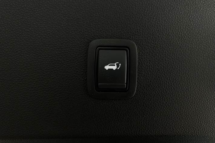 Blå Renault 4 E-Tech fra 2025