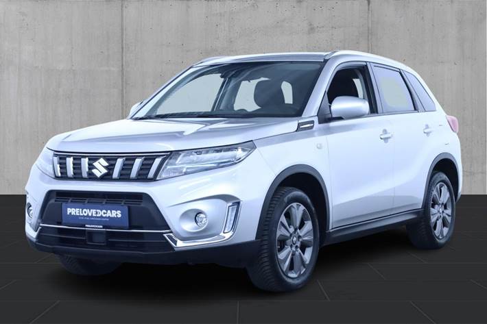 Grå Suzuki Vitara fra 2022