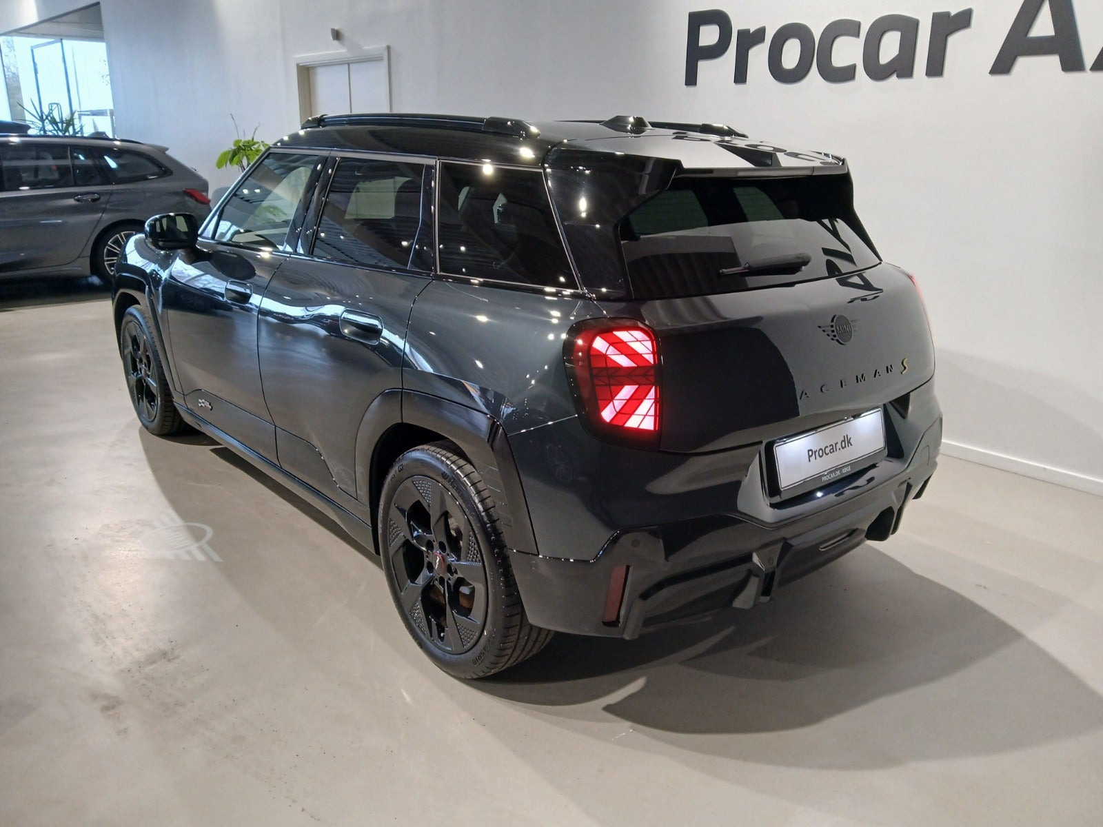 Grå Mini Aceman SE fra 2025