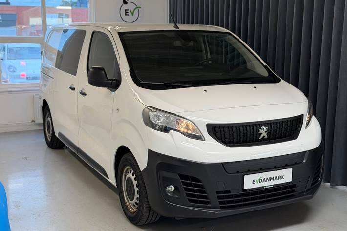 Hvid Peugeot e-Expert fra 2023