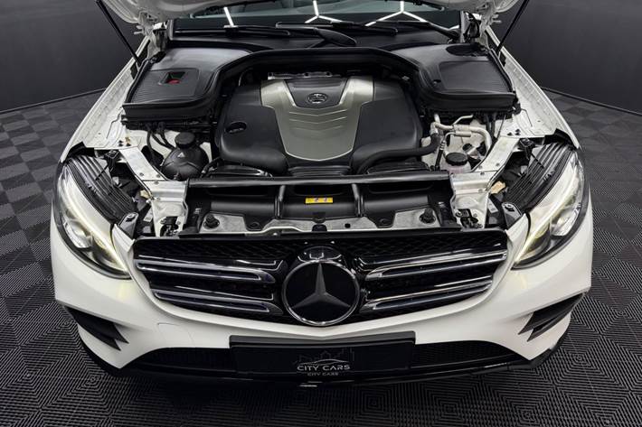 Hvid Mercedes GLC350 d fra 2017