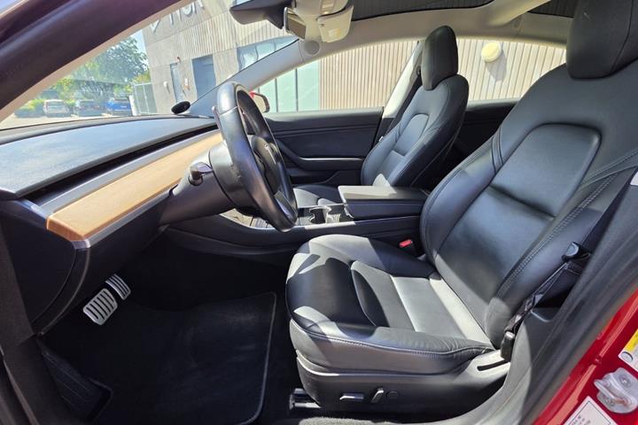undefined Tesla Model 3 fra 2019