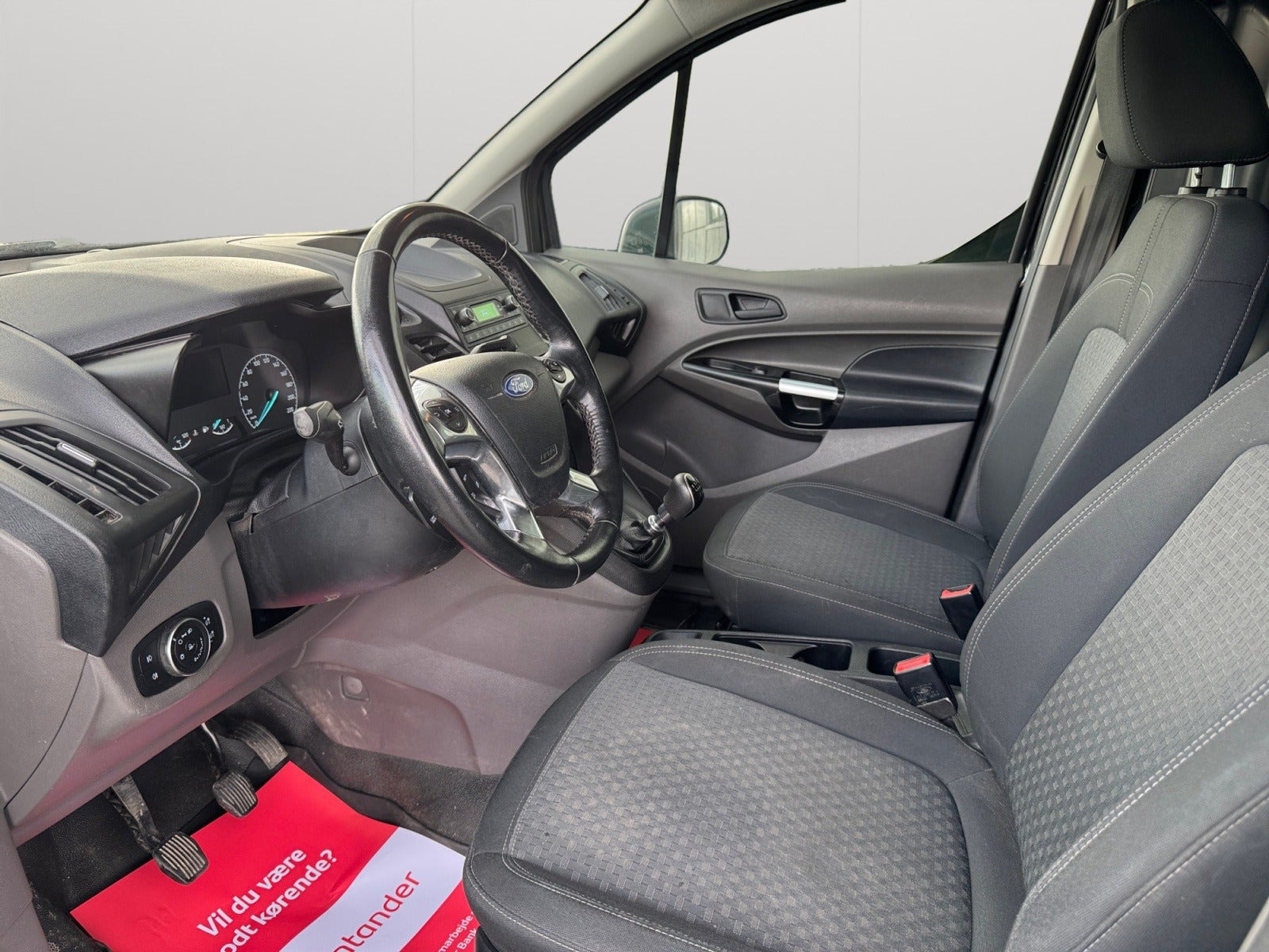 Sort Ford Transit Connect fra 2019