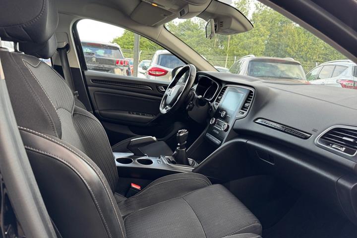 Sort Renault Megane IV fra 2017