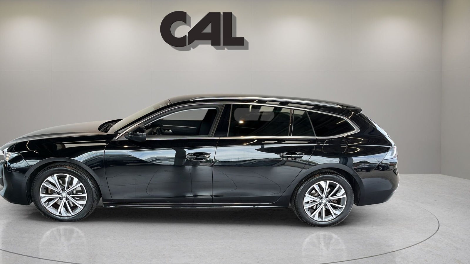 Sort Peugeot 508 fra 2021