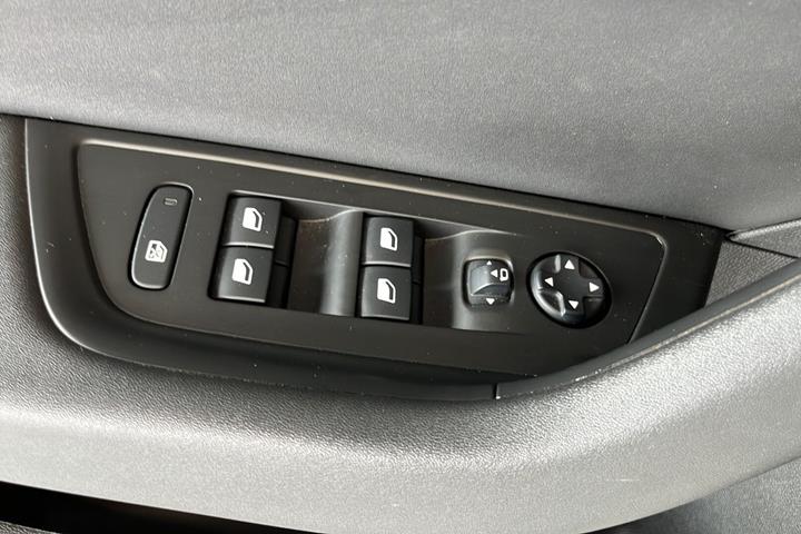Sort Peugeot 508 fra 2021