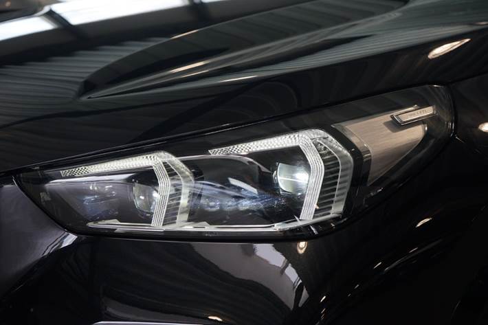 Sort BMW iX1 fra 2024