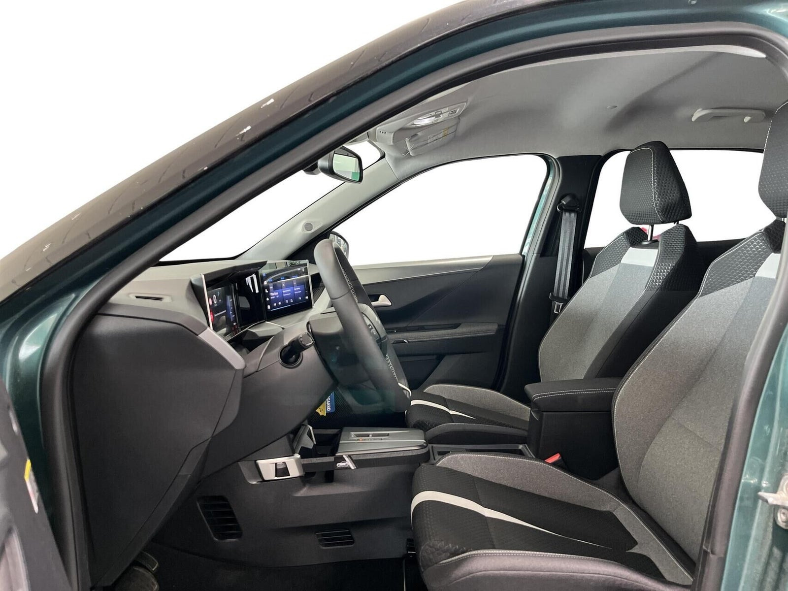 Grøn Opel Frontera fra 2025