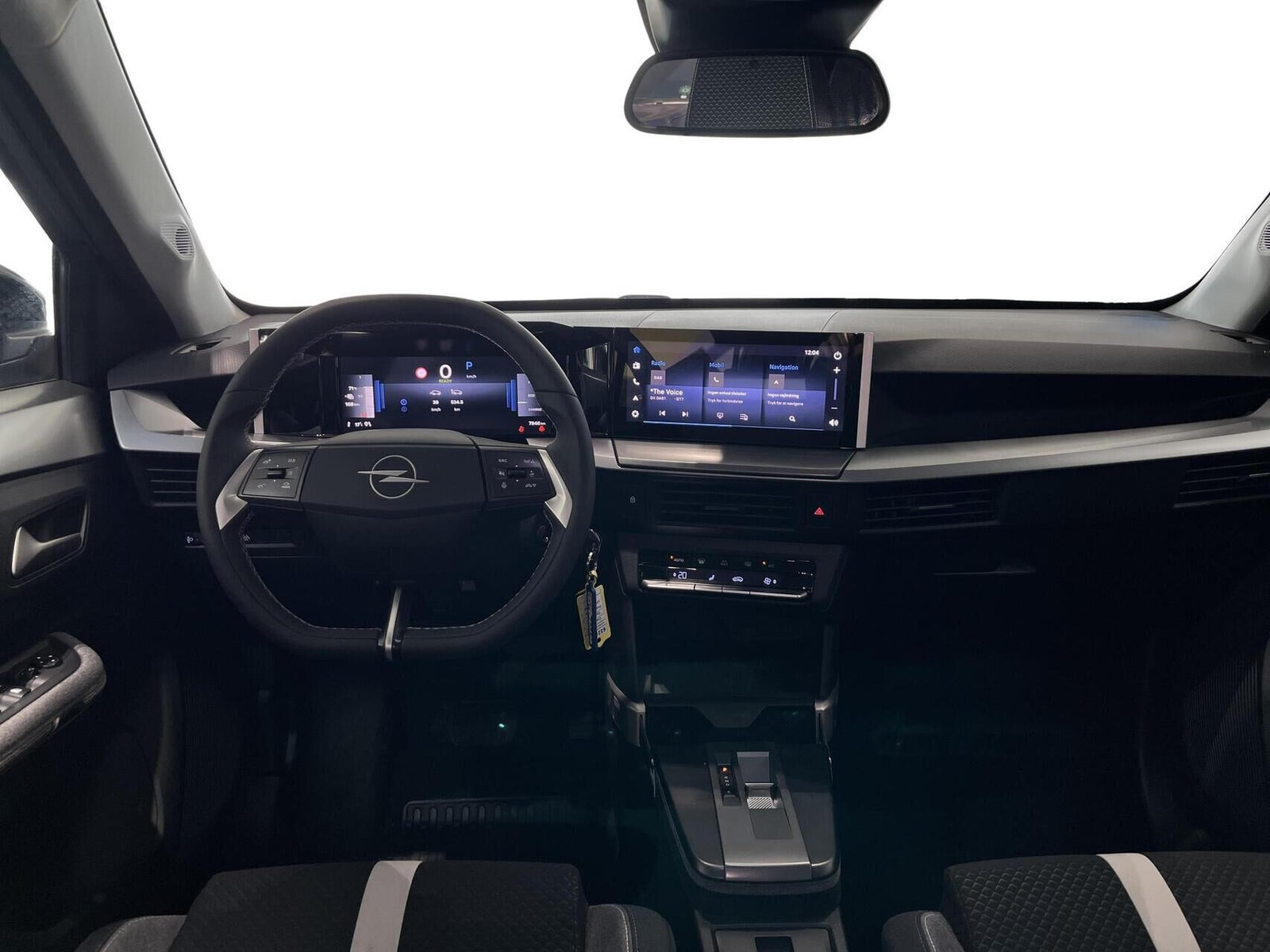 Grøn Opel Frontera fra 2025