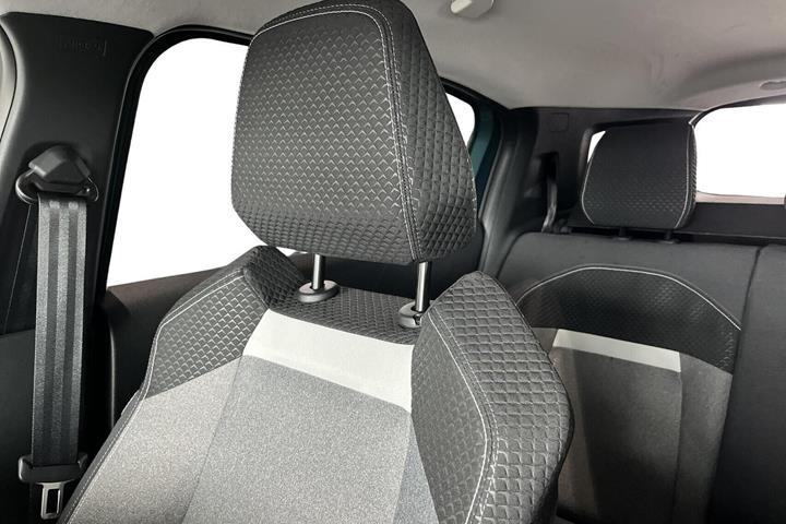 Grøn Opel Frontera fra 2025