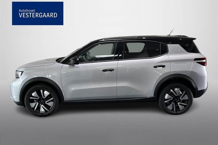 Sølv Opel Frontera fra 2025